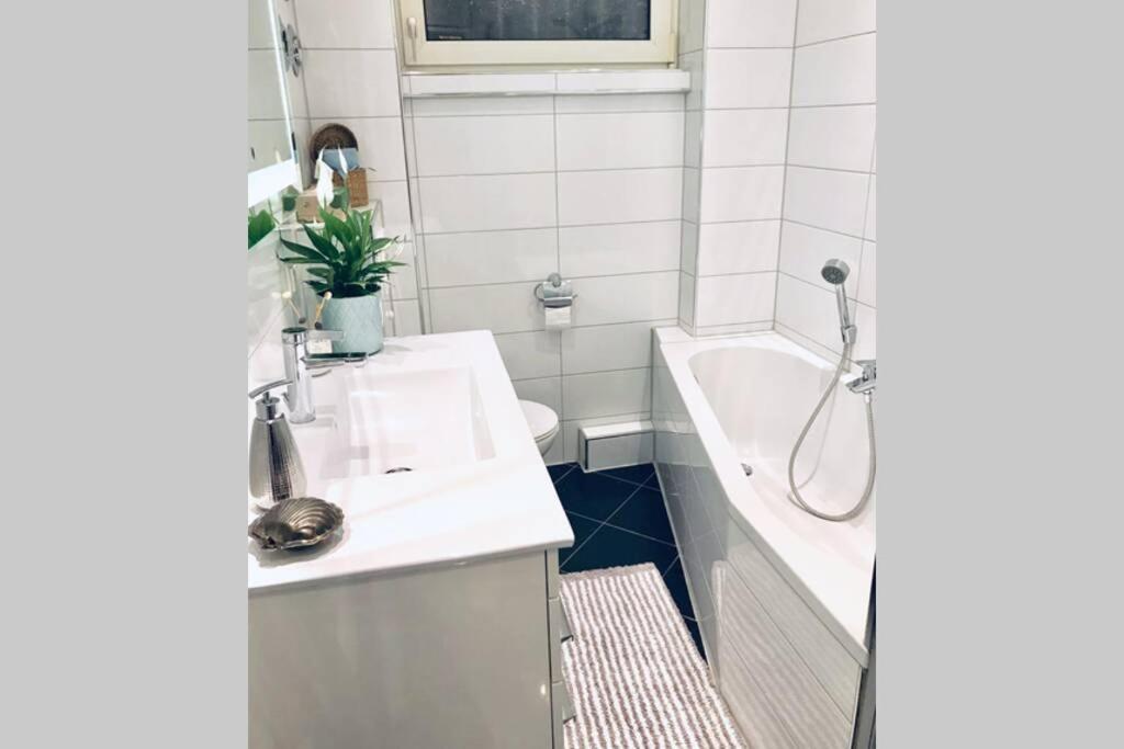 Home In The Heart Of Mannheim, Free Parking, Netflix, Fast Wifi Kültér fotó